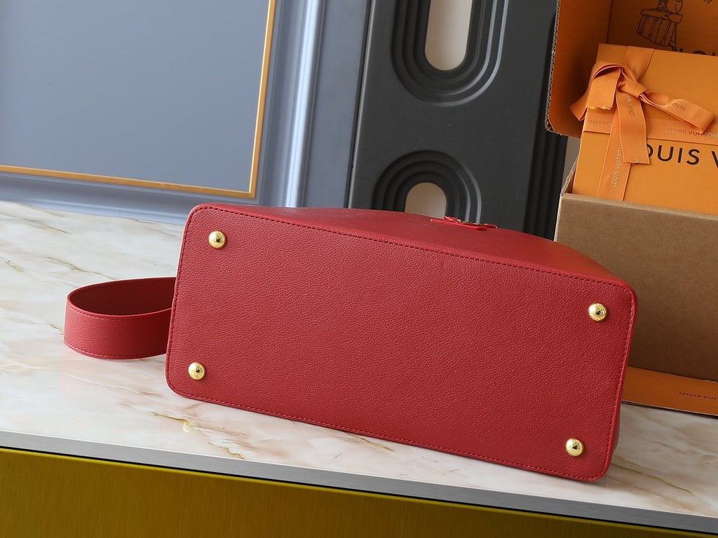Louis Vuitton Capucines Souple Red Top-Handle Bag — detail