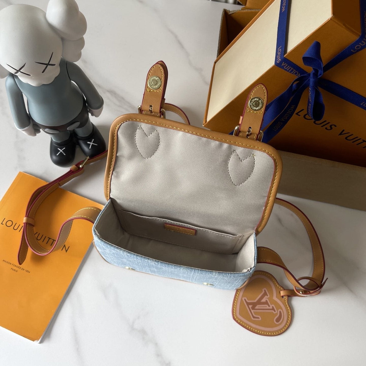 Louis Vuitton Satchel Mini Monogram Crossbody Bag — detail