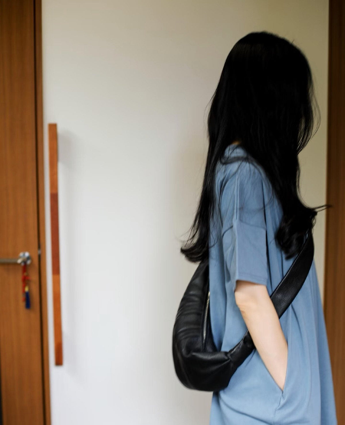 Lemaire Paneled Crescent Shoulder Bag — model