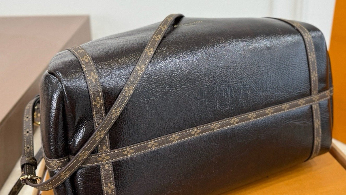 Louis Vuitton Express Pillow Handbag — detail