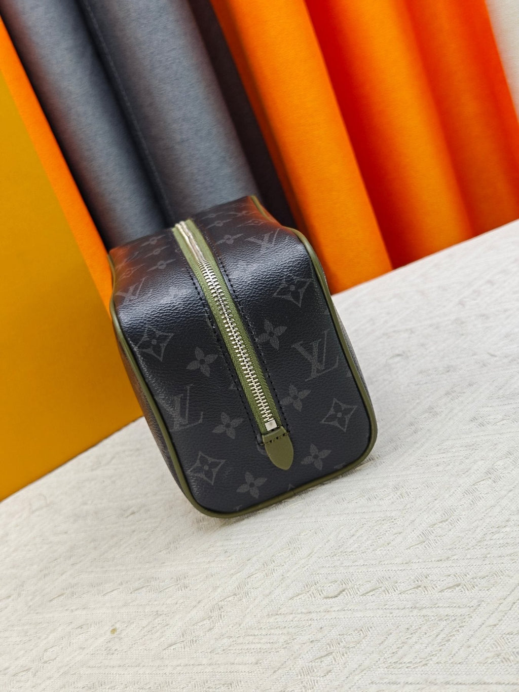 Louis Vuitton Locker Dopp Kit Monogram Toiletry Bag — side