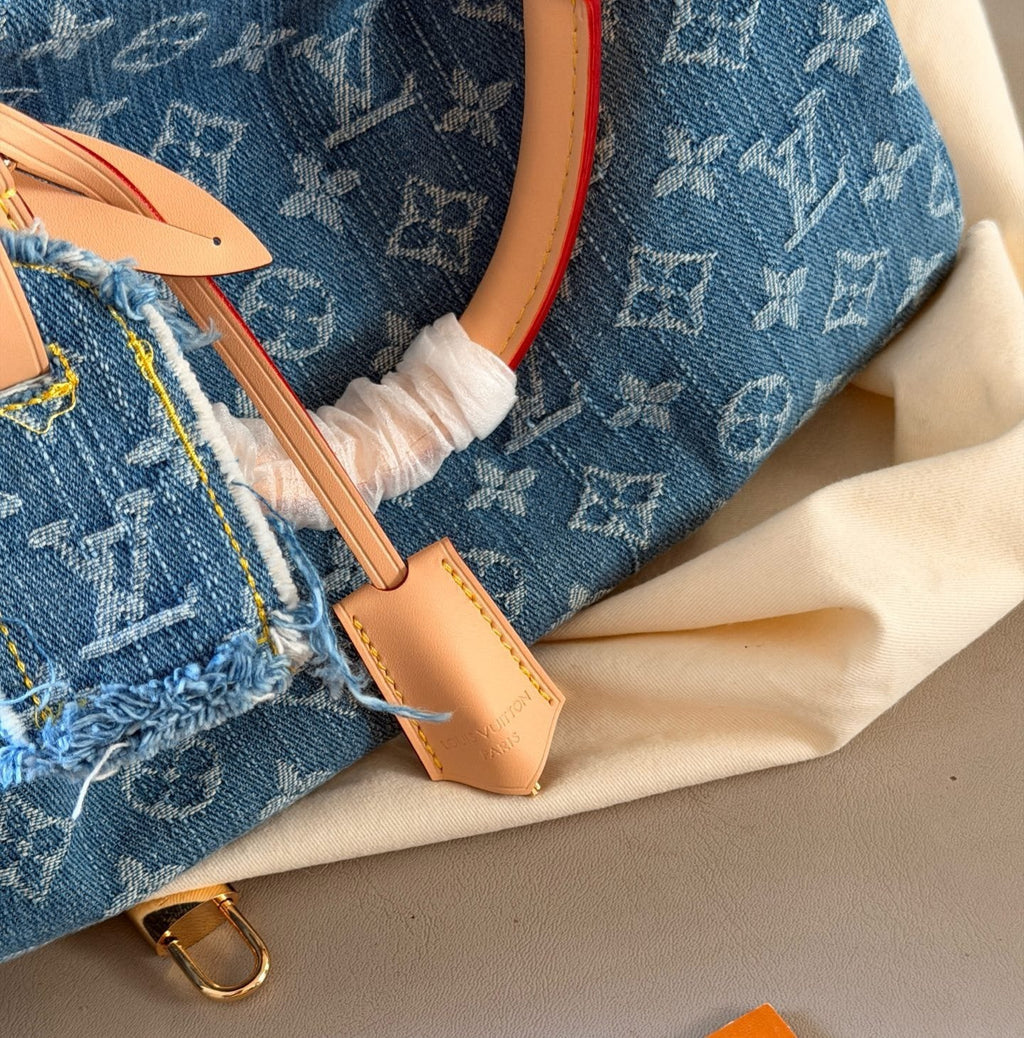 Louis Vuitton Speedy Monogram Denim Bag — detail