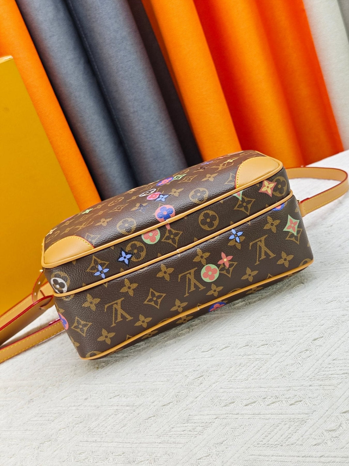 Louis Vuitton Nil Multicolor Monogram Crossbody Bag — detail