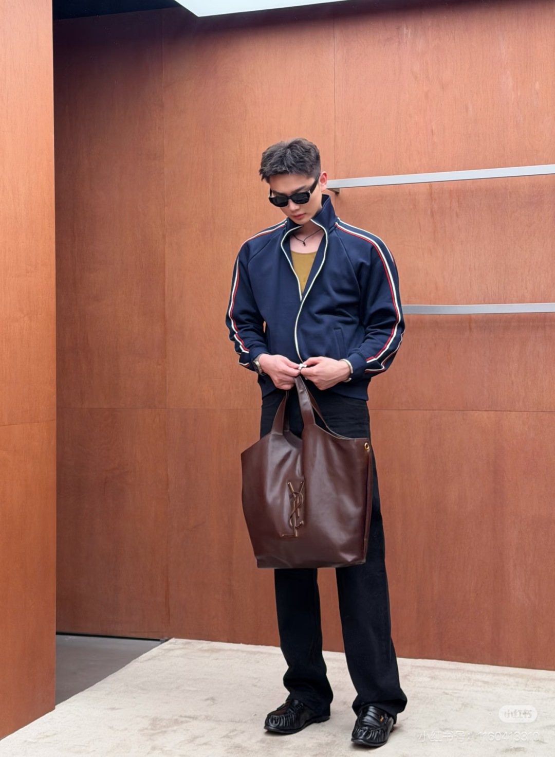 Saint Laurent ICARE Smooth Leather Tote Bag — model