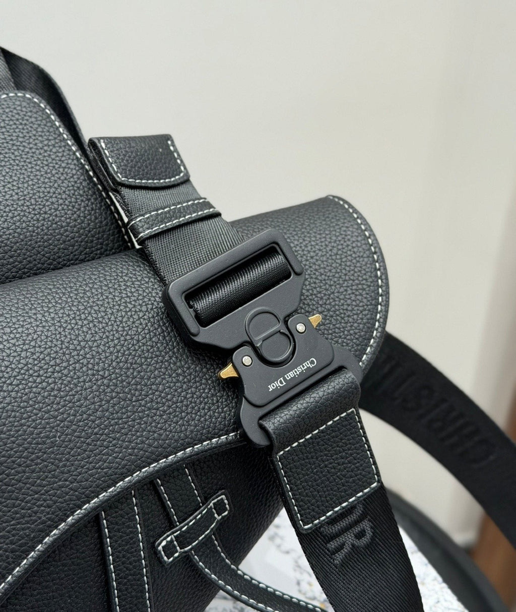 Dior Homme Saddle Crossbody Bag — detail