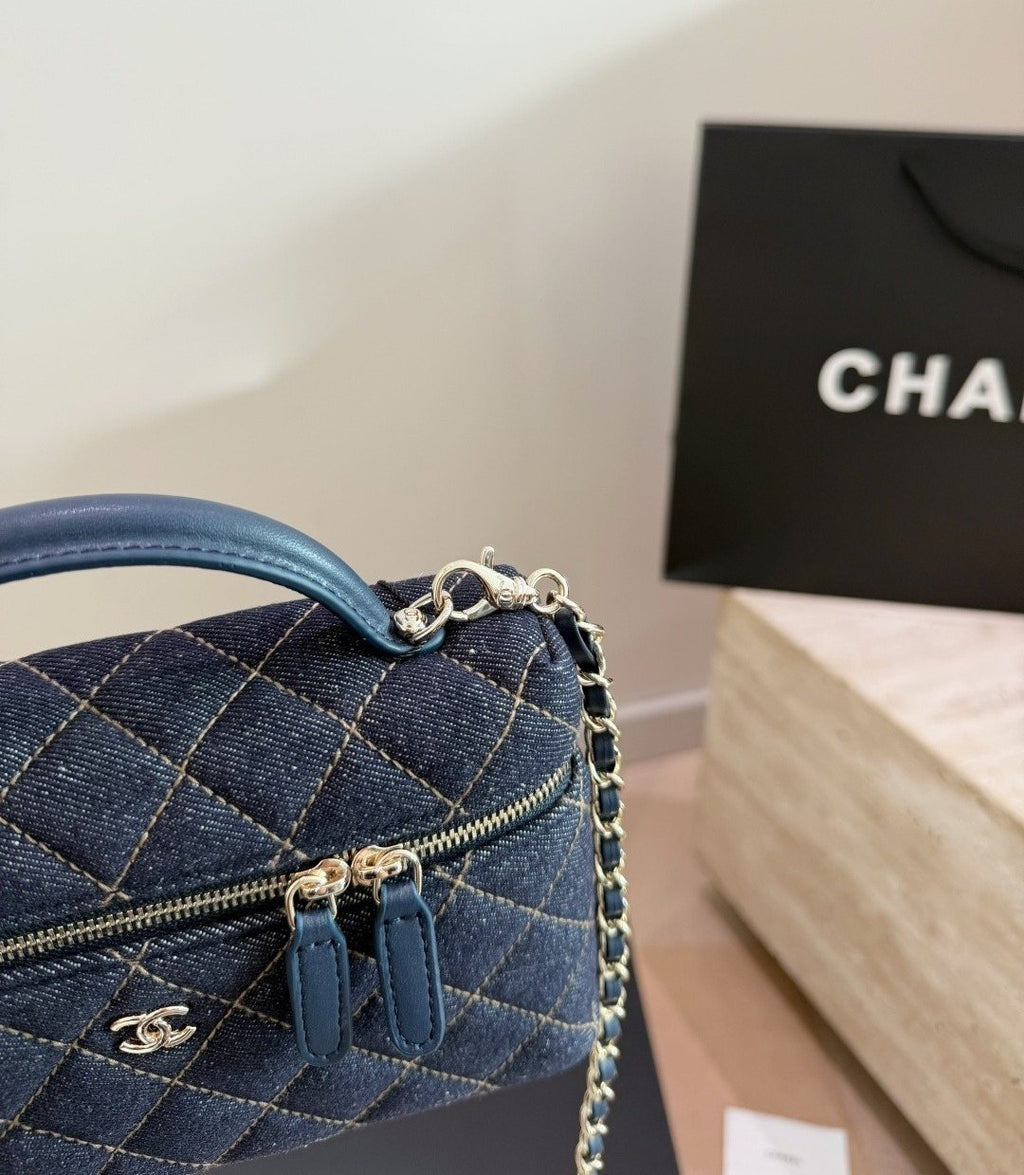 Chanel Diamond-Quilted Top Handle Vanity Bag — detail