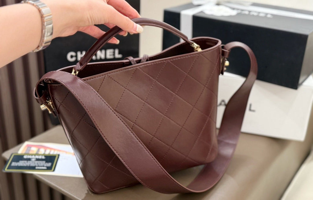Chanel Diamond-Quilted Pendant Bucket Bag — side