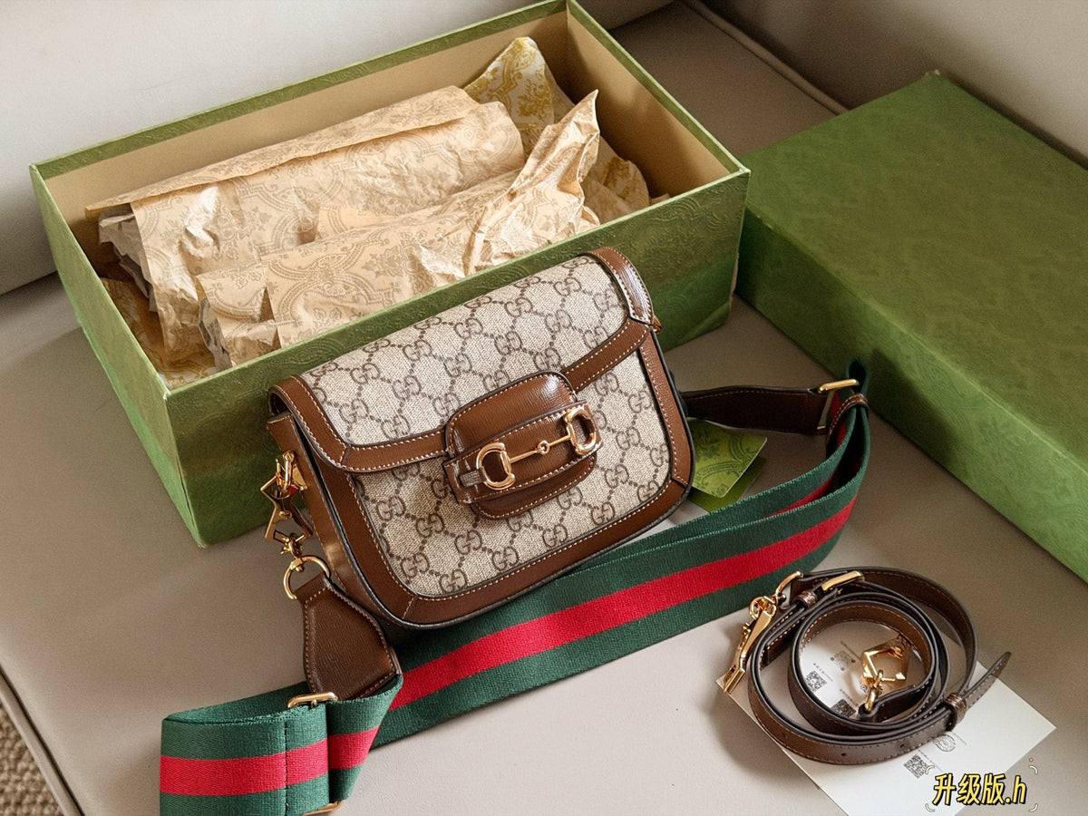 Gucci Rounded Flap Horsebit Saddle Bag — hero