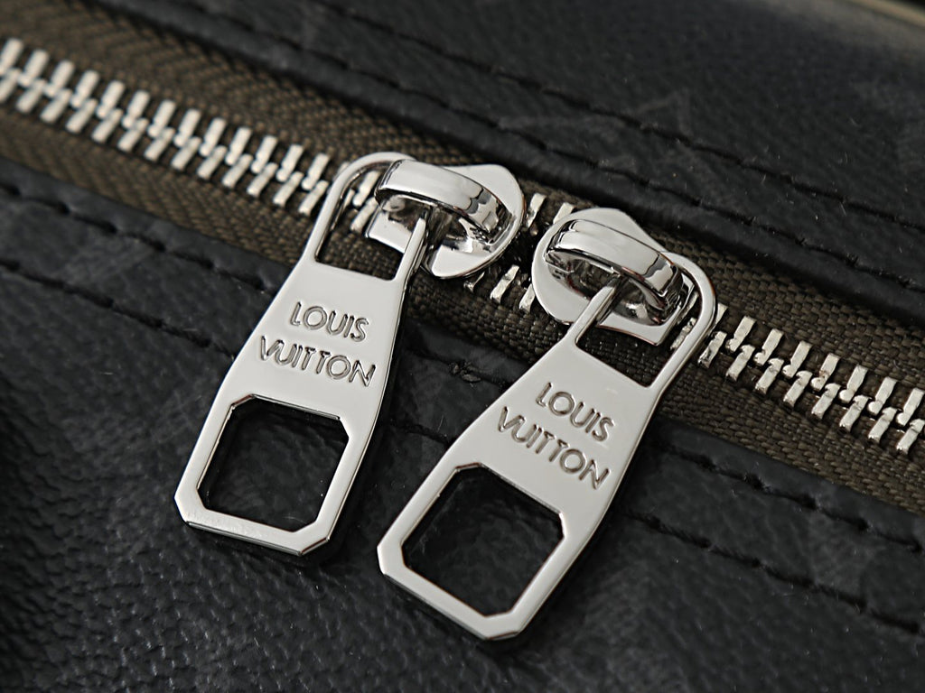 Louis Vuitton Keepall Bandoulière Duffel Bag — detail
