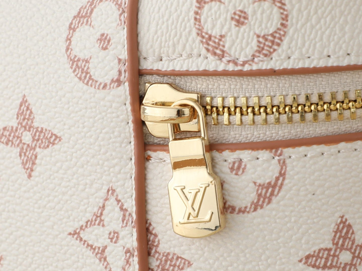 Louis Vuitton Vanity Chain Pouch in Cream and Pink Monogram — detail
