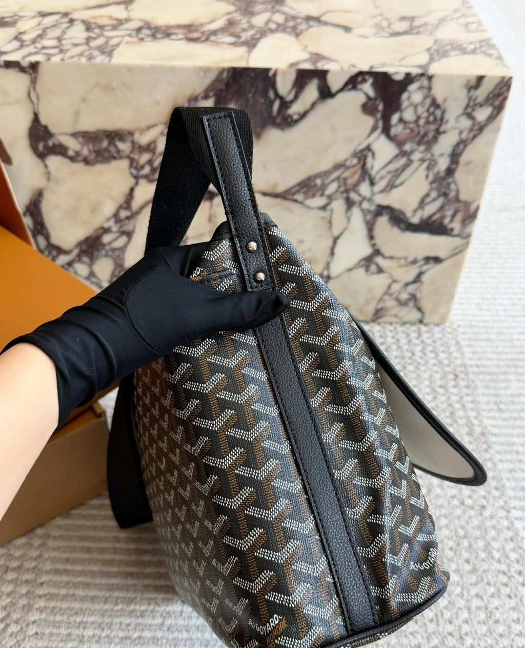Goyard Capetien Patterned Messenger Bag — side