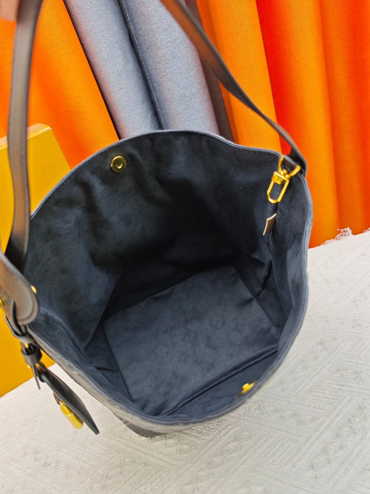 Louis Vuitton All In Monogram Bucket Bag — detail