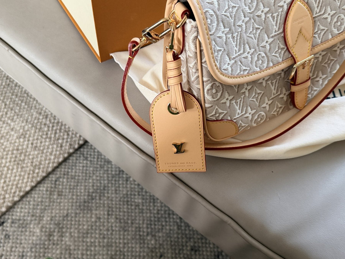 Louis Vuitton Diane Monogram Shoulder Bag — detail