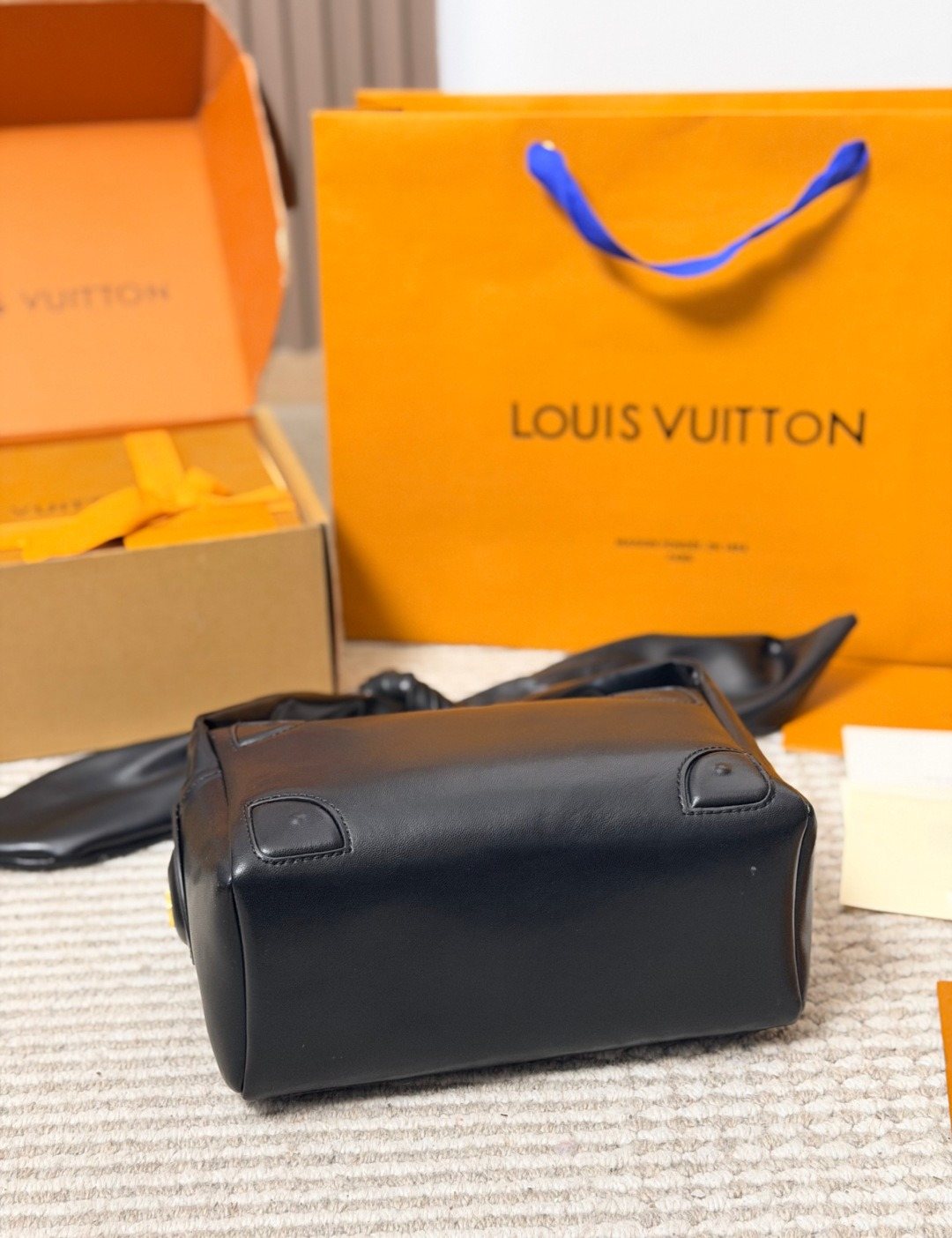 Louis Vuitton Bundle Trunk Knotted-Handle Handbag — detail