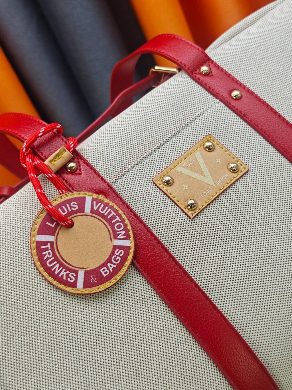 Louis Vuitton Escale Cream and Red Tote Bag — detail