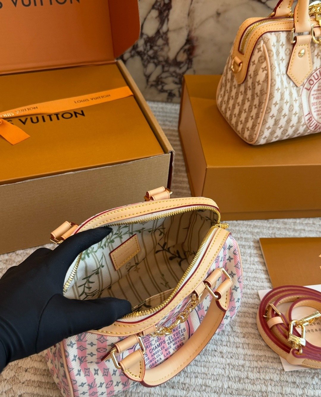 Louis Vuitton Speedy Printed Boston Bag — detail