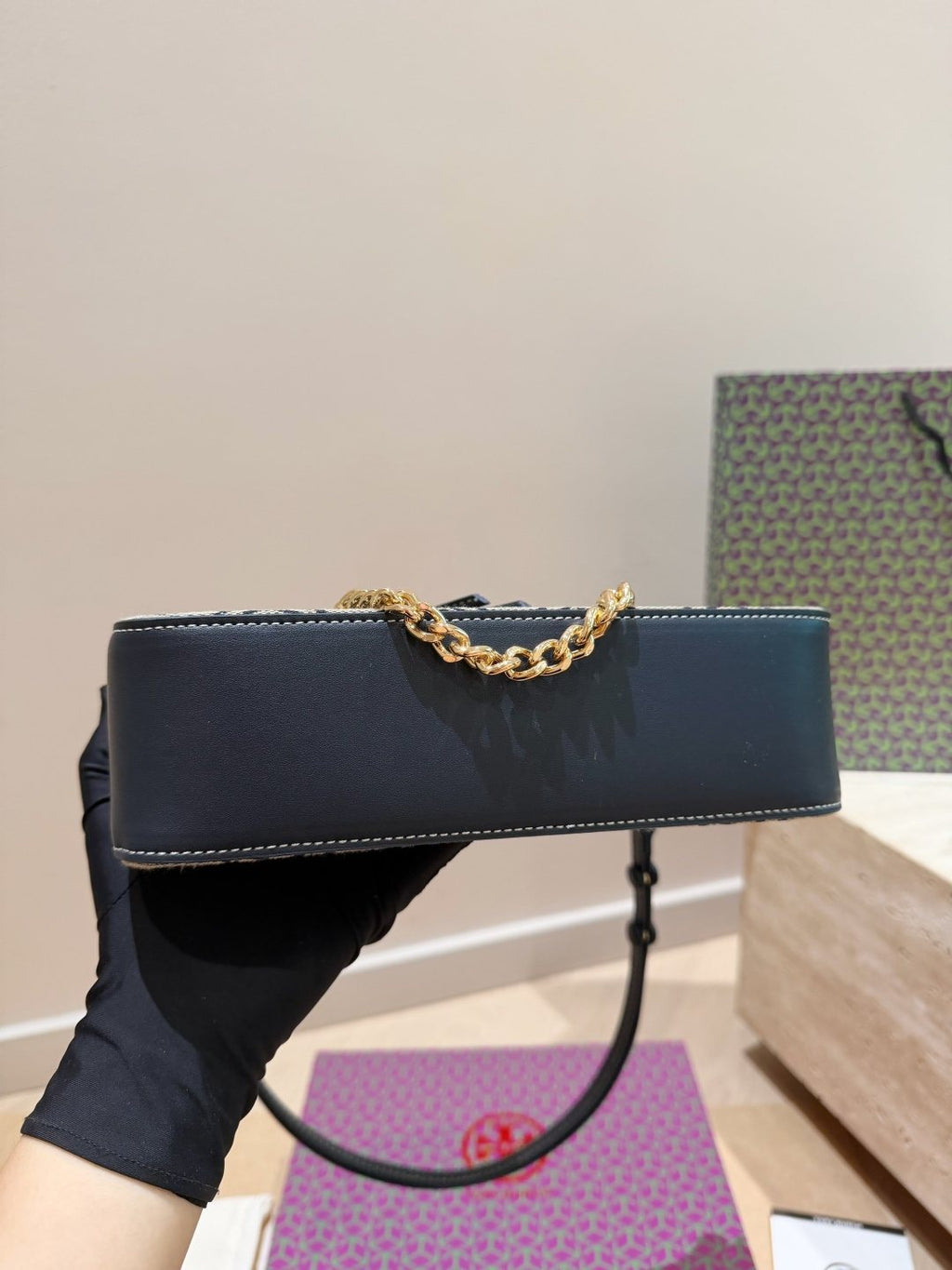Tory Burch Chain-Accent Shoulder Bag — detail