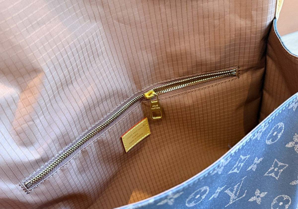 Louis Vuitton Monogram Twin-Strap Messenger Bag — detail