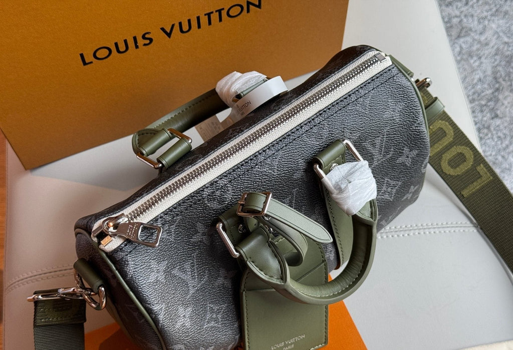 Louis Vuitton Keepall Monogram Duffel Bag with Olive Trim — detail