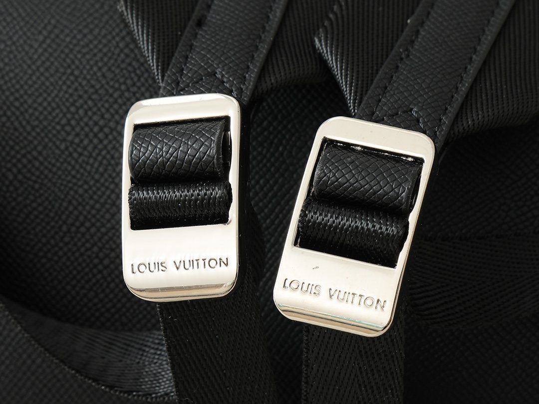 Louis Vuitton Discovery Monogram Backpack — detail