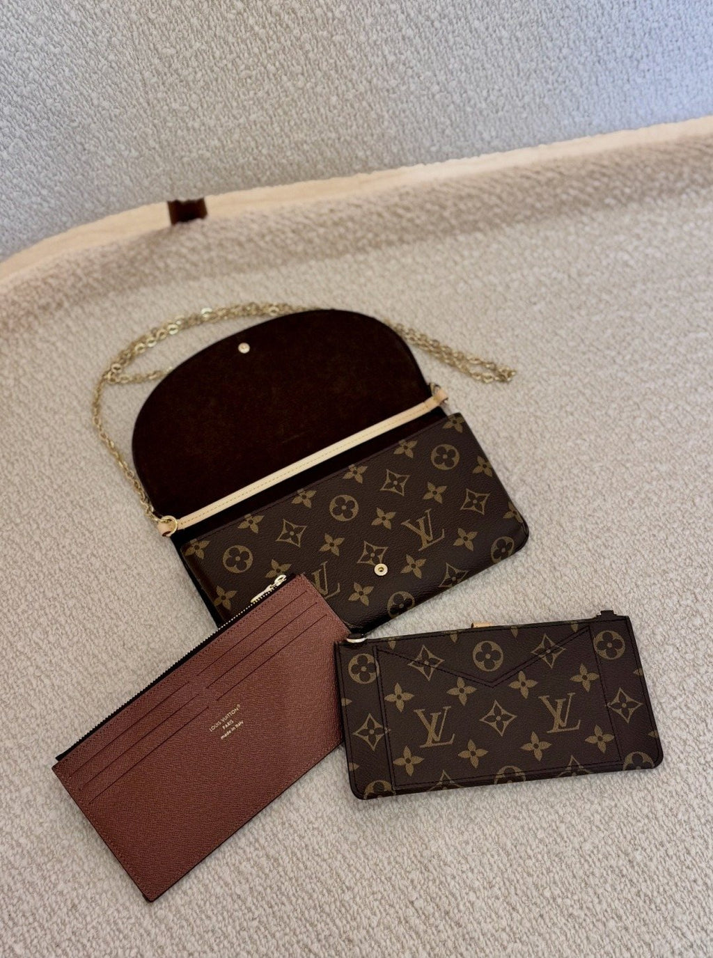 Louis Vuitton Monogram Rounded-Flap Chain Shoulder Bag — detail