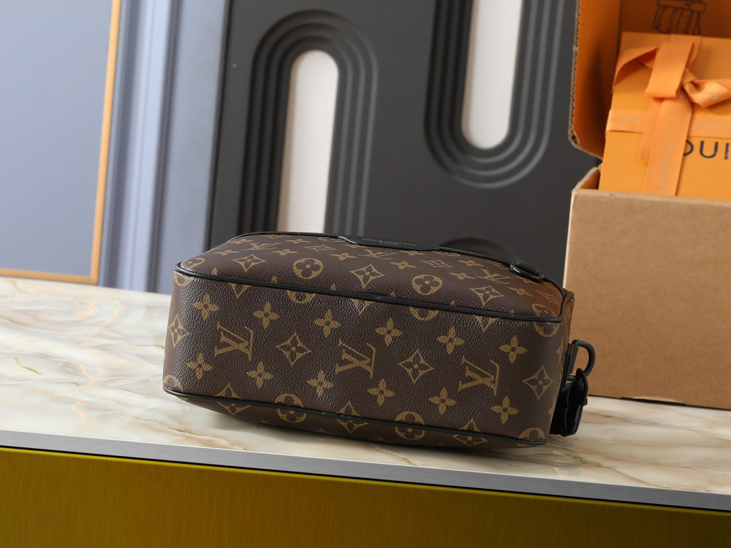 Louis Vuitton Alpha Monogram Messenger Bag — detail