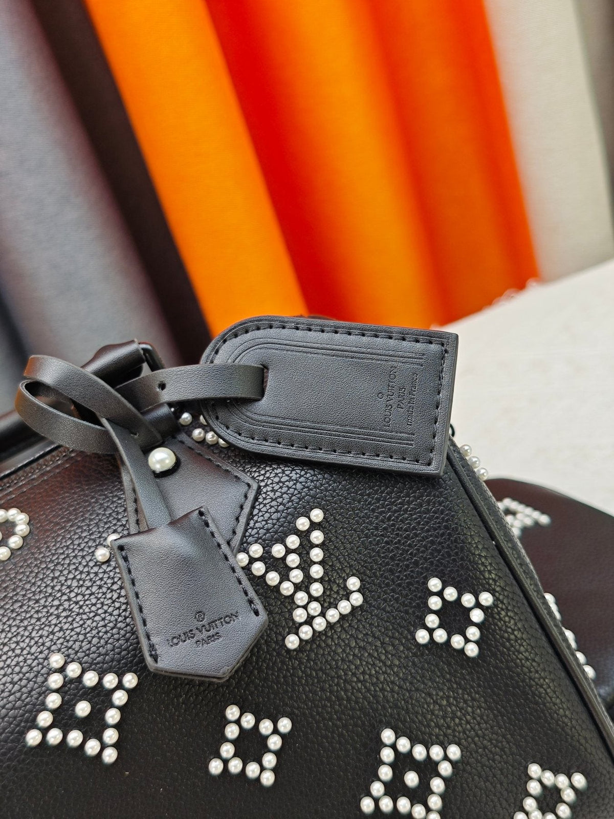 Louis Vuitton Speedy Bandoulière Pearl-Motif Handbag — detail