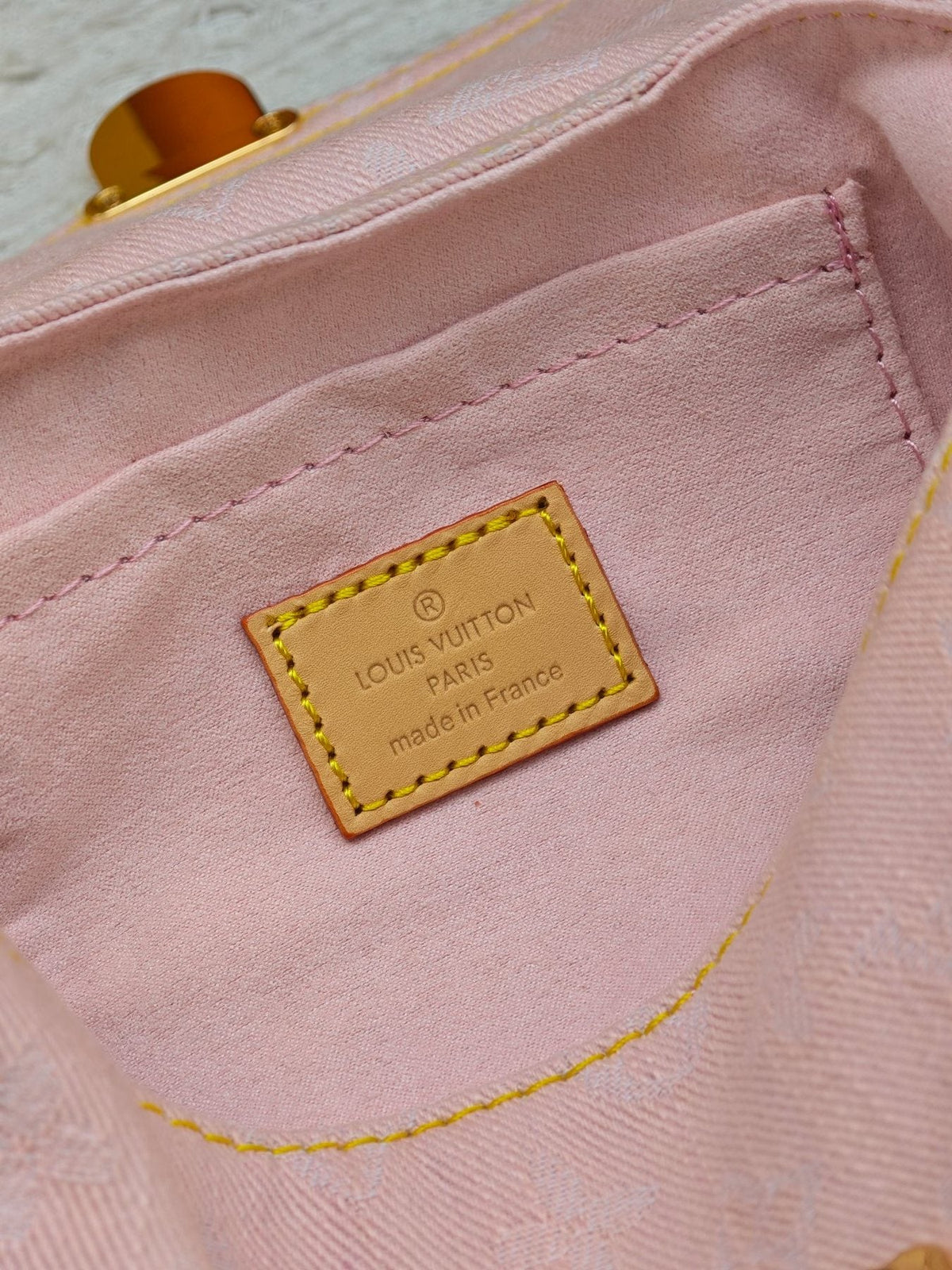Louis Vuitton Pink Monogram Flap Shoulder Bag — detail