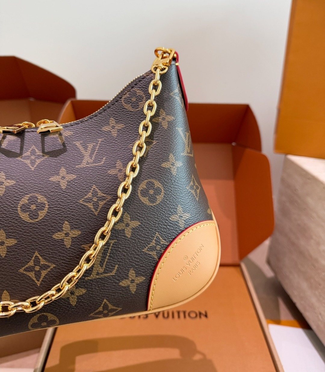 Louis Vuitton Monogram Curved-Top Chain Shoulder Bag — detail