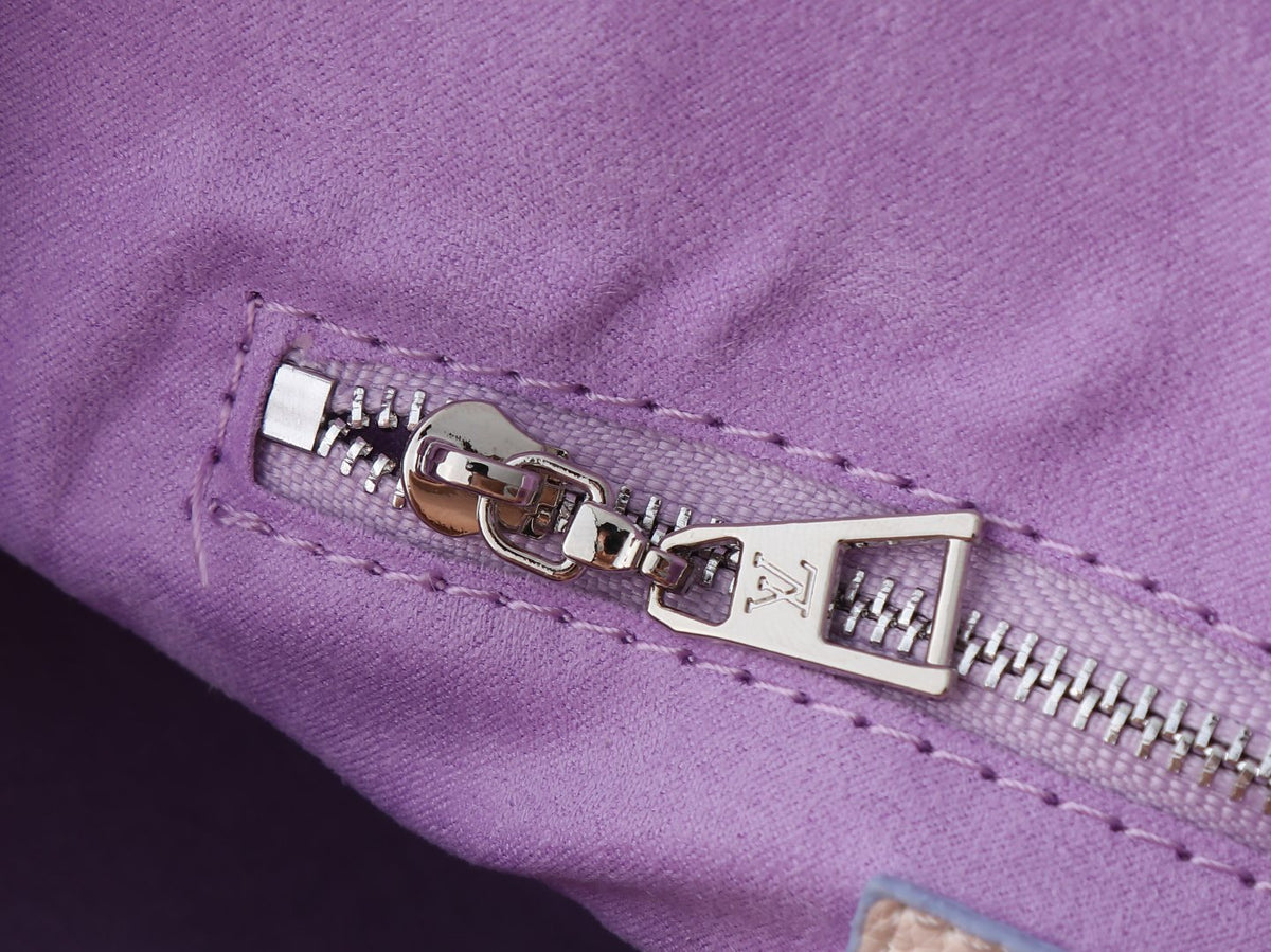 Louis Vuitton OnTheGo Structured Tote Bag — detail