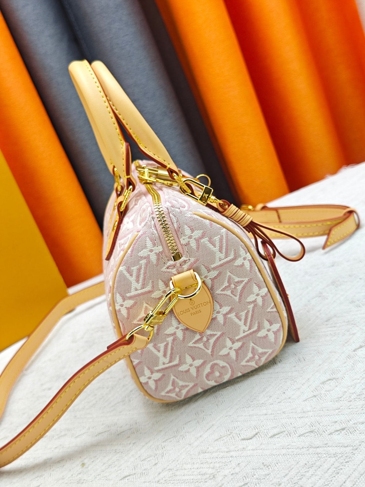 Louis Vuitton Speedy Bandoulière Monogram Bag — side