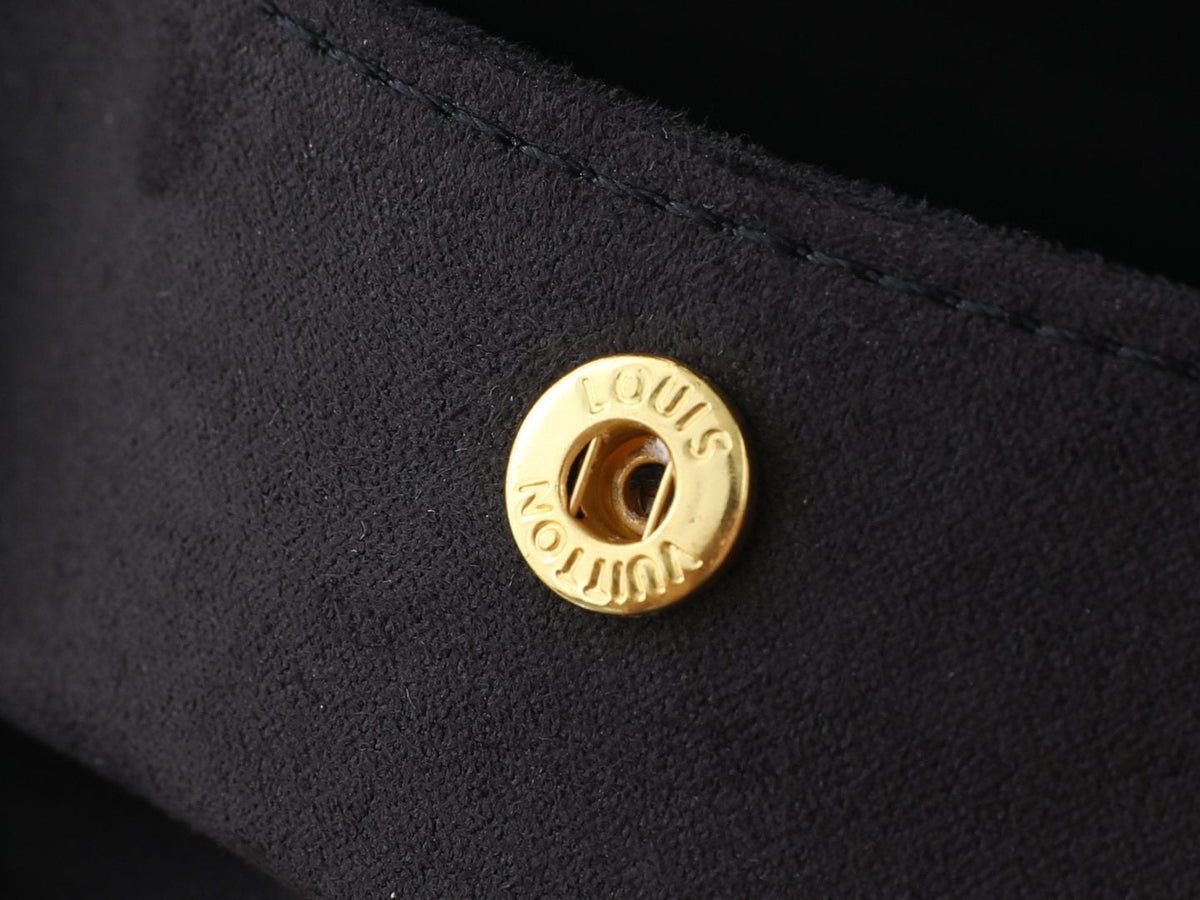 Louis Vuitton Pochette Métis Soft Crossbody Bag — detail