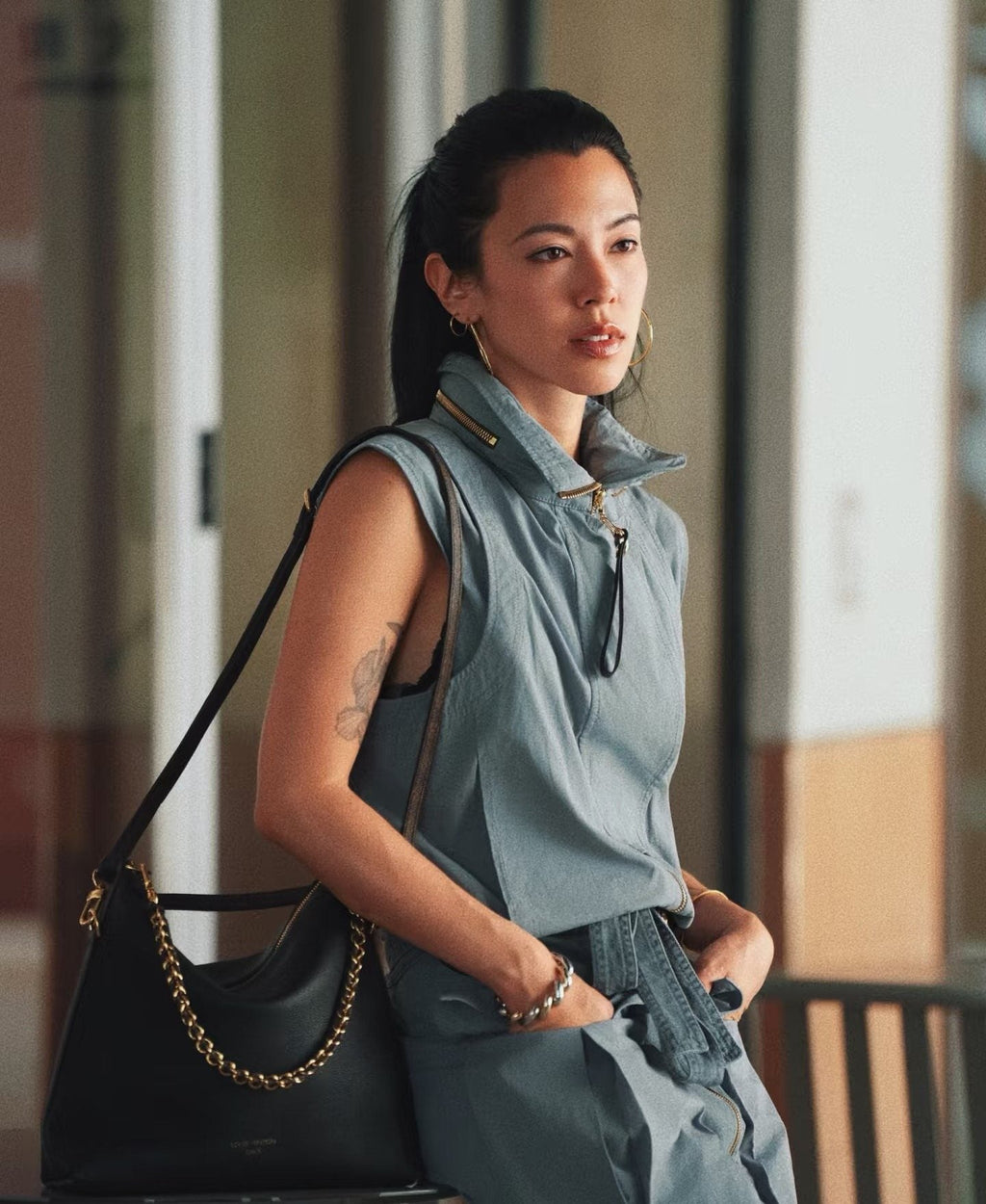 Louis Vuitton Multipass Black Leather Shoulder Bag — model