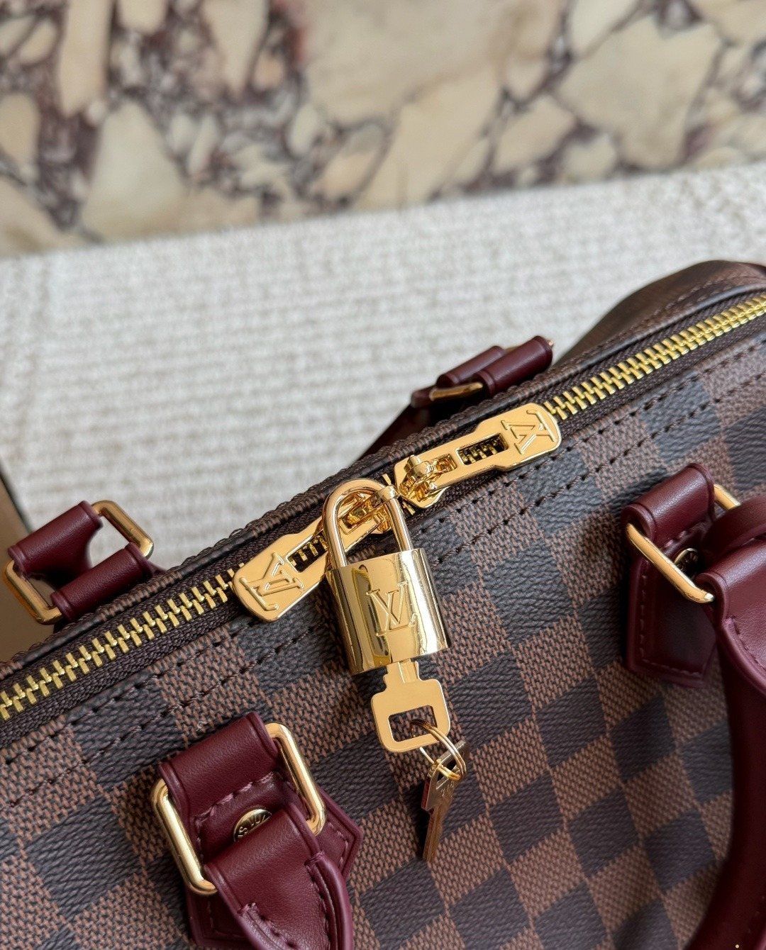 Louis Vuitton Speedy Checkerboard Bag with Burgundy Trim — detail