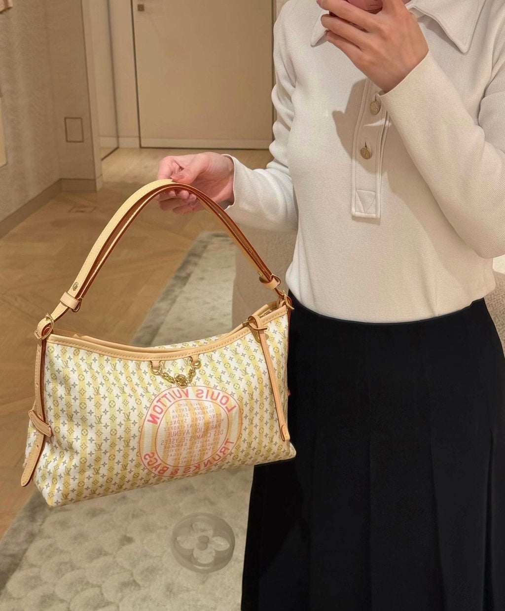 Louis Vuitton Carryall Monogram Canvas Shoulder Bag — model