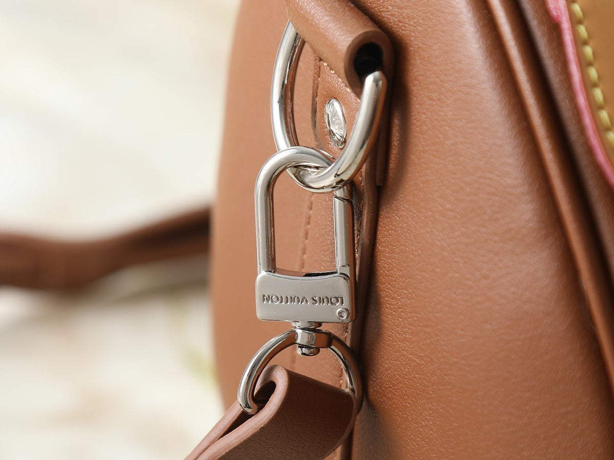 Louis Vuitton Keepall Cargo Bandoulière Duffel Bag — detail