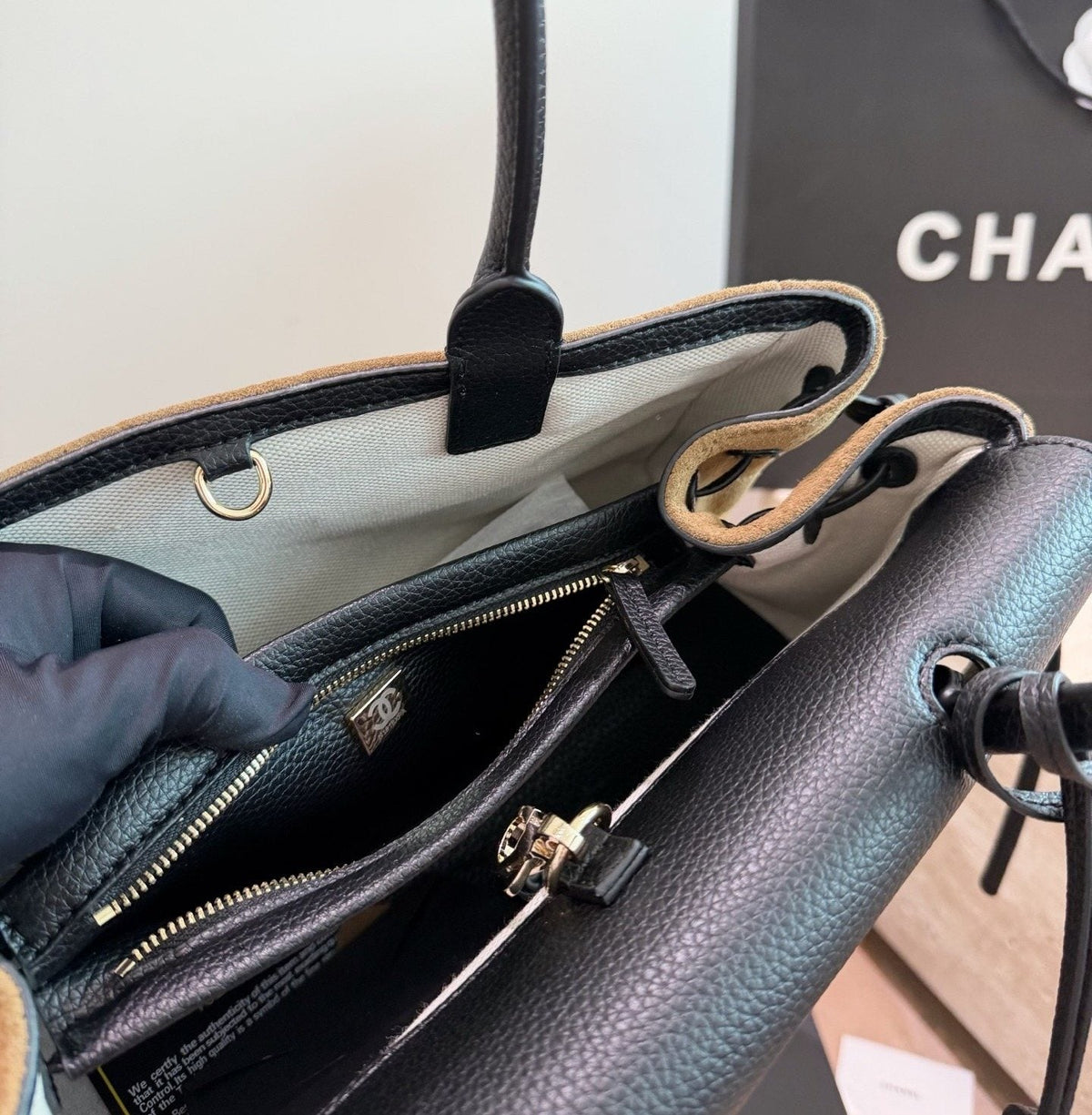 Chanel Diamond-Quilted Baguette Shoulder Bag — detail
